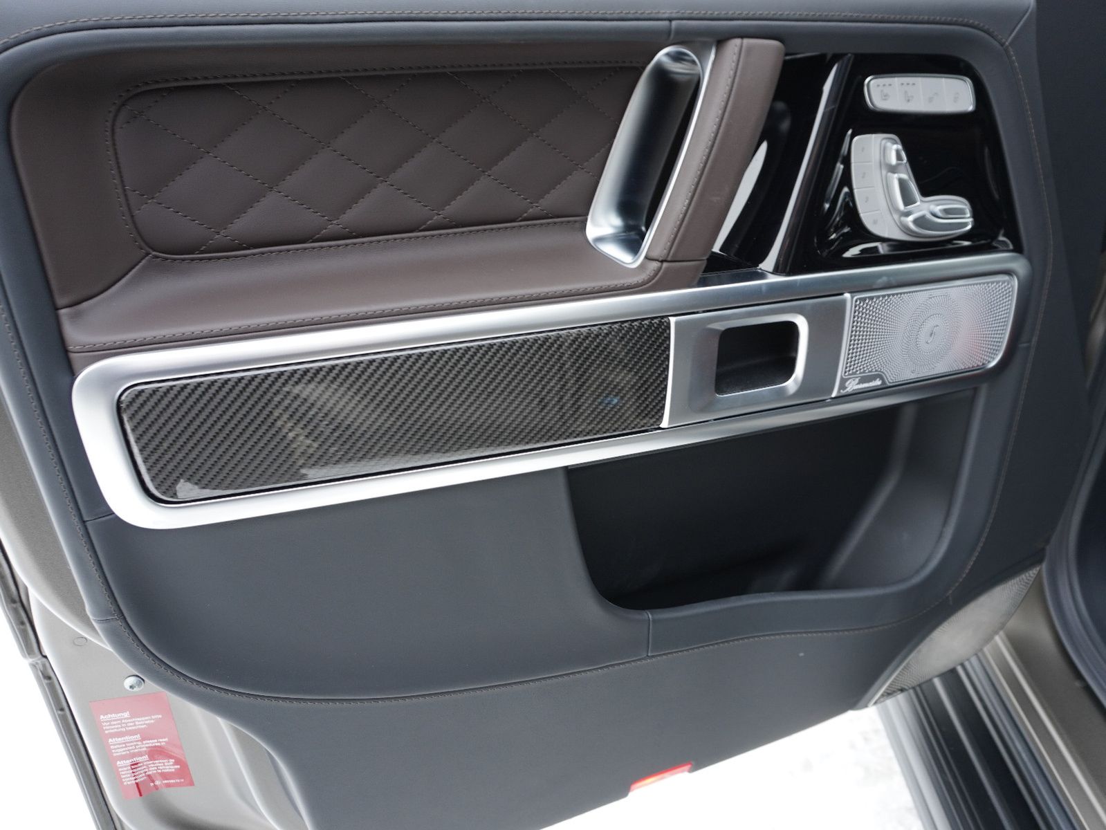 Fahrzeugabbildung Mercedes-Benz G 63 AMG *COC 2026,Monza Magno,A22,Superior*