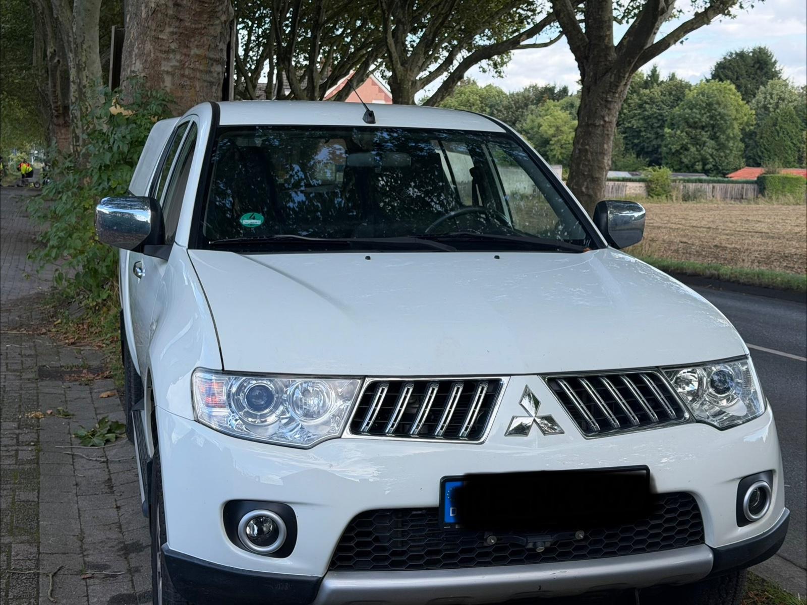 Mitsubishi L200(2012) - Top Zustand, Hardtop, AHK kein Rost