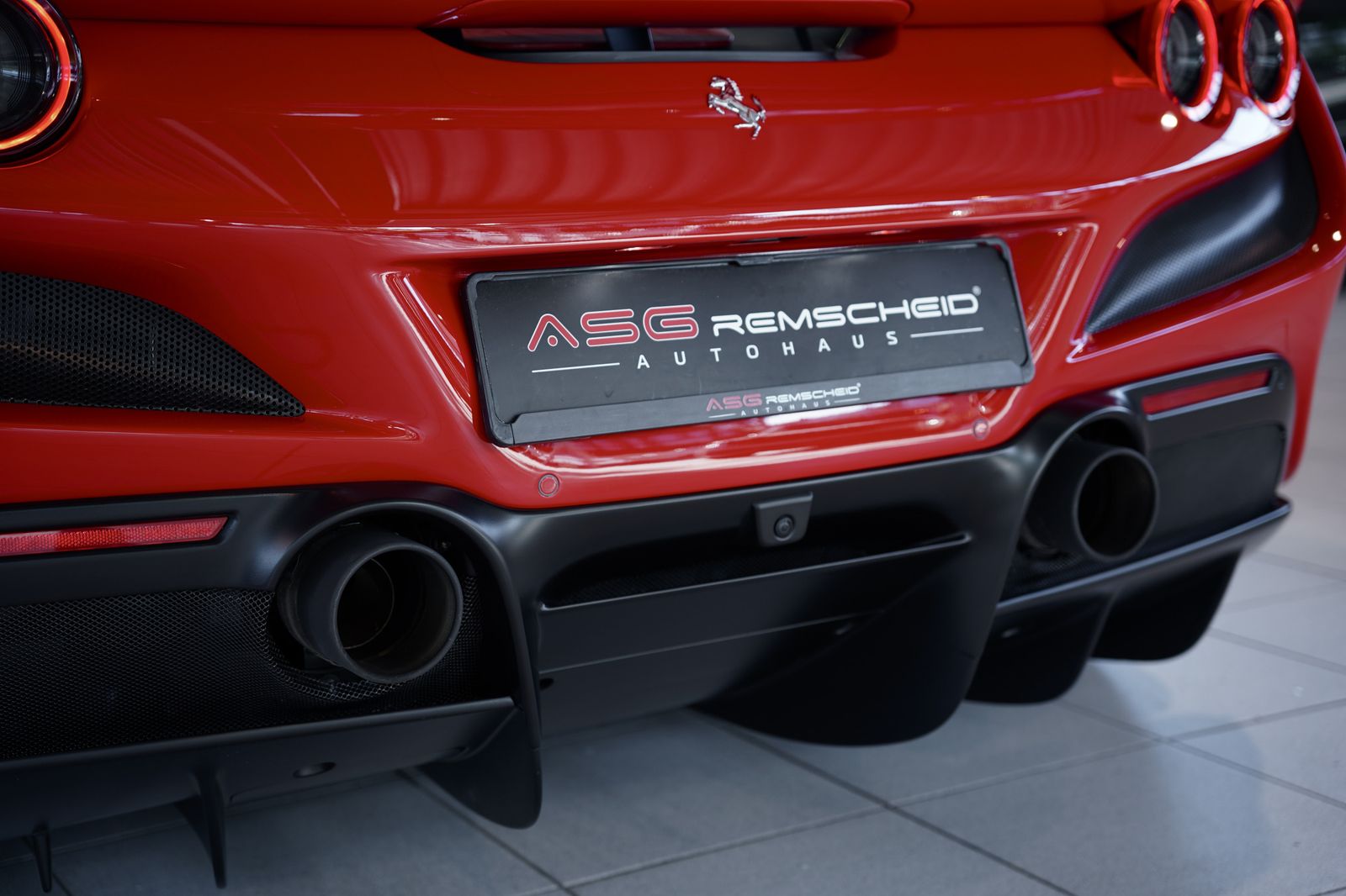 Ferrari F8