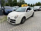 Alfa Romeo MiTo Quadrifoglio Verde KLIMA!!SITZHEIZUNG!!PDC! - Alfa Romeo MiTo: Verde