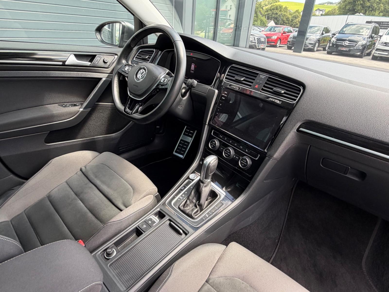Volkswagen Golf VII Variant R-Line*VIRTUAL*KAMERA*PANO*VOLL, миниатюра 9