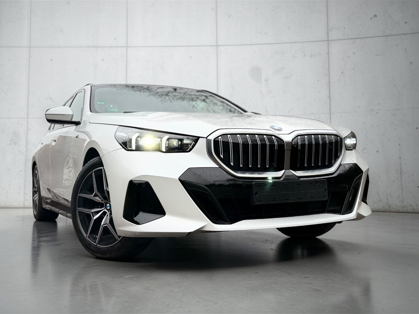BMW 520 5 Touring 520 d xDrive M Sport PANO LED