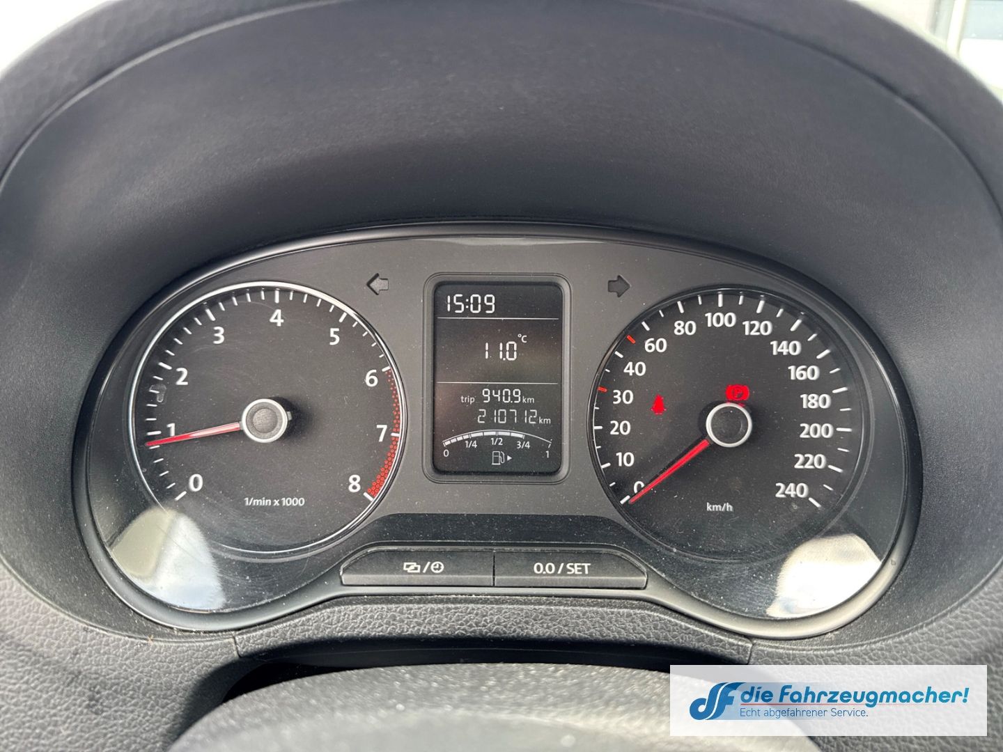 Fahrzeugabbildung Volkswagen Polo V Trendline Klimaautom Berganfahrass.*EXPOR