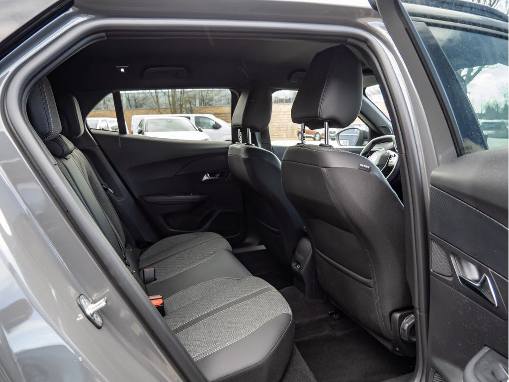 Peugeot 2008 - Bild 8
