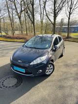 Ford Fiesta 1,4 Titanium Titanium - Ford Fiesta aus 2011: 1.4