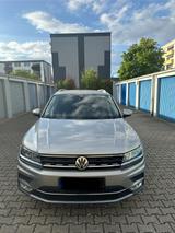 Volkswagen Tiguan 2.0 TDI DSG Highline 4Motion Standheizung - VW Tiguan Gebrauchtwagen in Nürnberg