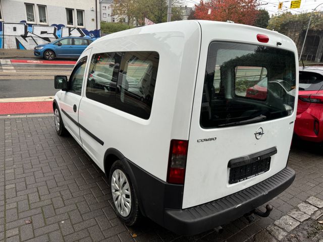 Opel Combo 1.3 CDTI DPF ecoFLEX Easytronic Edition