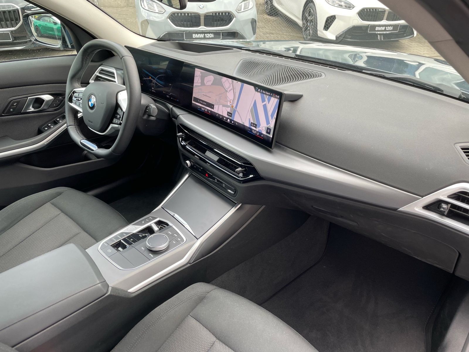 BMW 318d Limo AHK 360 Keyless HeadUp Lenkradhzg foto 5
