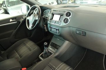 Volkswagen Tiguan - 6