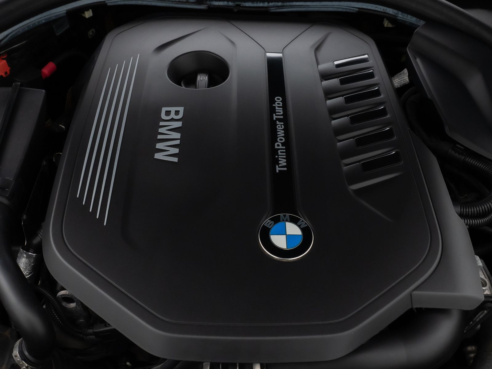 Fahrzeugabbildung BMW 540i xD SportLine Panorama HUD DAB HiFi 4xKlima