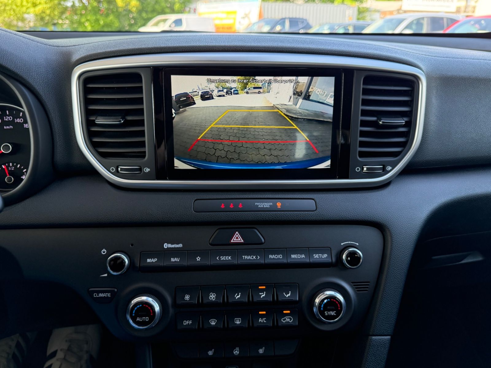 Kia Sportage Vision 2WD Navi Kamera foto 16