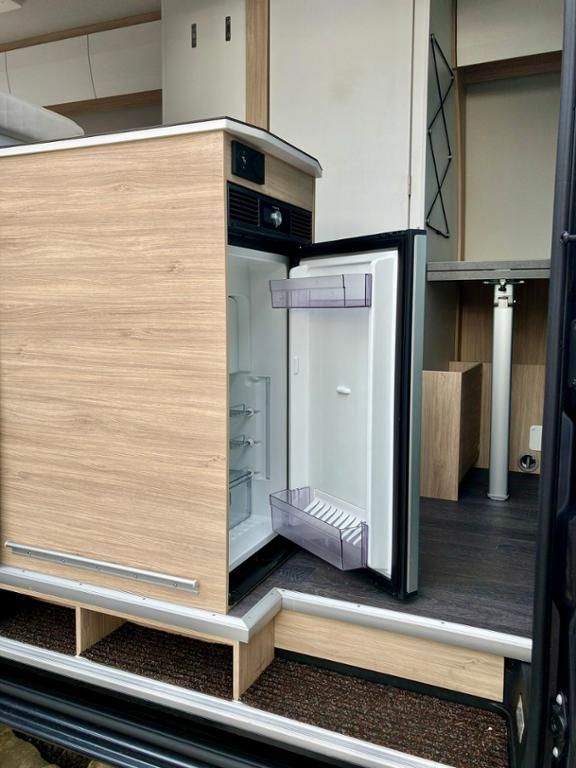 Fahrzeugabbildung Mercedes-Benz Sprinter 419 CDI 4x4 Yucon WOMO *LED*SpurW*SpurH