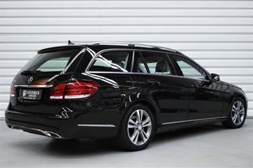 Mercedes E 200 - 4