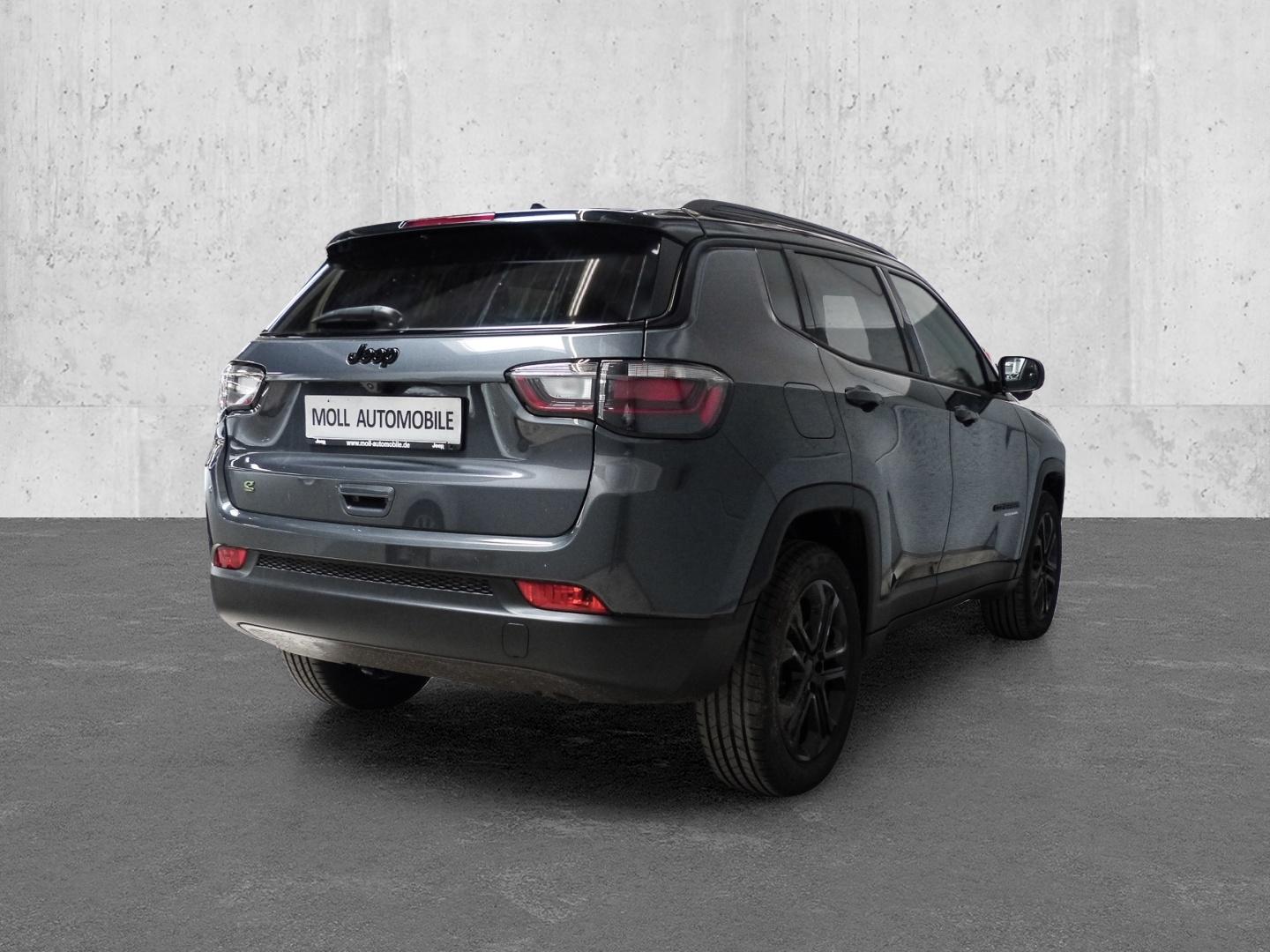 Jeep Compass E-HYBRID UPLAND Soundsystem LED ACC Appl