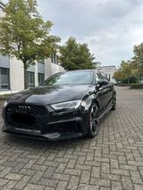 Audi RS3 Limousine 2.5 TFSI quattro S tronic - Audi quattro in Düsseldorf