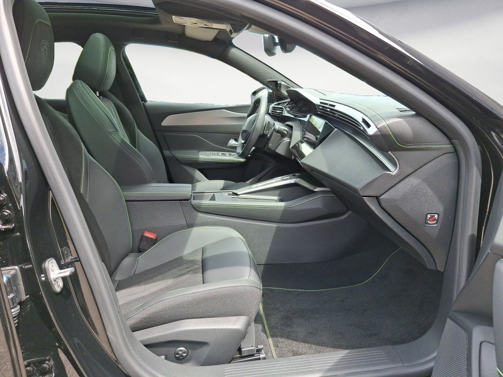 Peugeot 408 - Bild 10