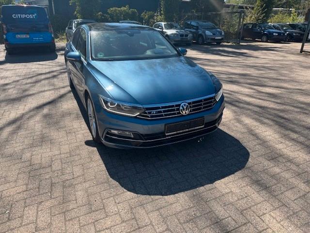 Volkswagen PASSAT LIMO. HIGHL. LED R-LINE AHK STHZG HUD