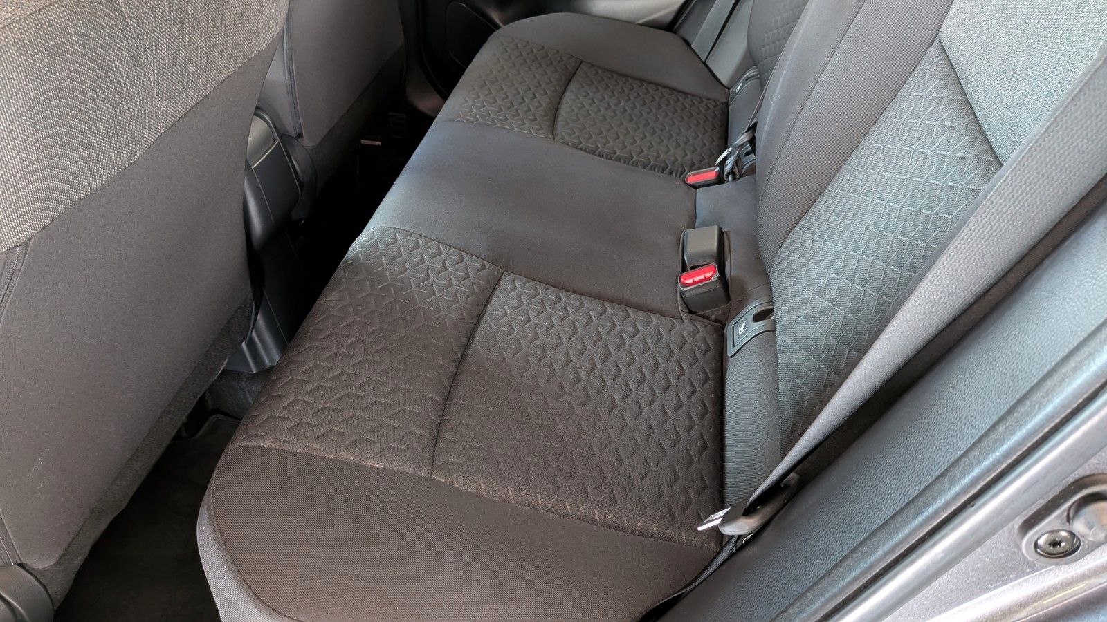 Fahrzeugabbildung Toyota Yaris Cross Team Deutschland Rückfahrkamera