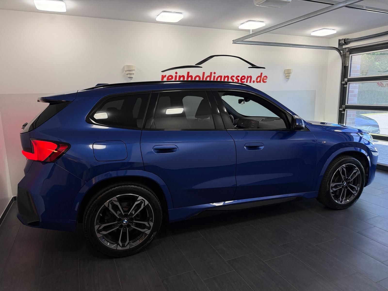BMW X1 23 d xDrive M Sport AHK AdLED ACC HIFI Shadow foto 4