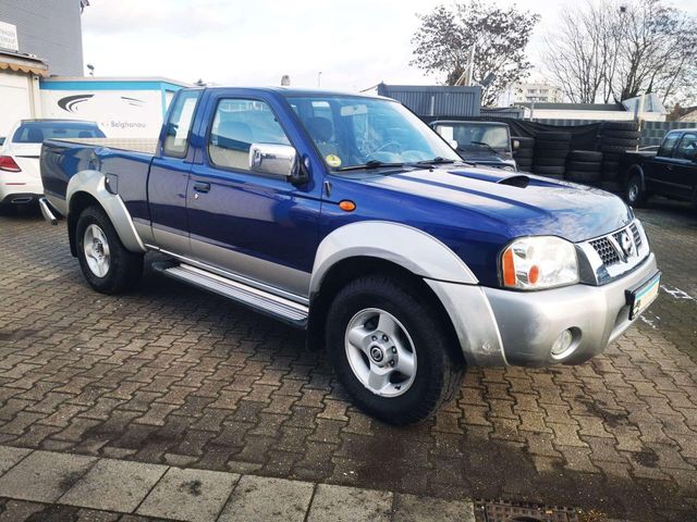 Nissan Pick Up 4WD King Cab Navara **LKW-Zulassung**