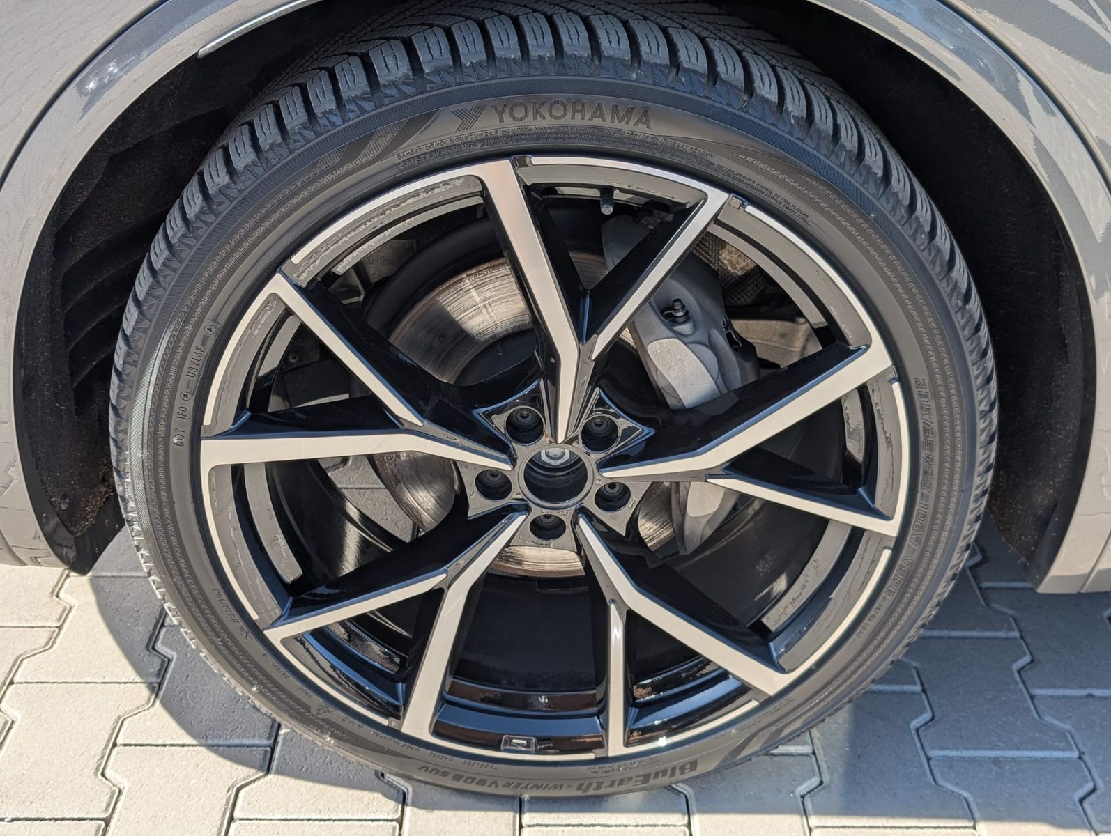 Fahrzeugabbildung Volkswagen Touareg 3.0TDI 4M R-Line VOLL Black 22" UPE 114T