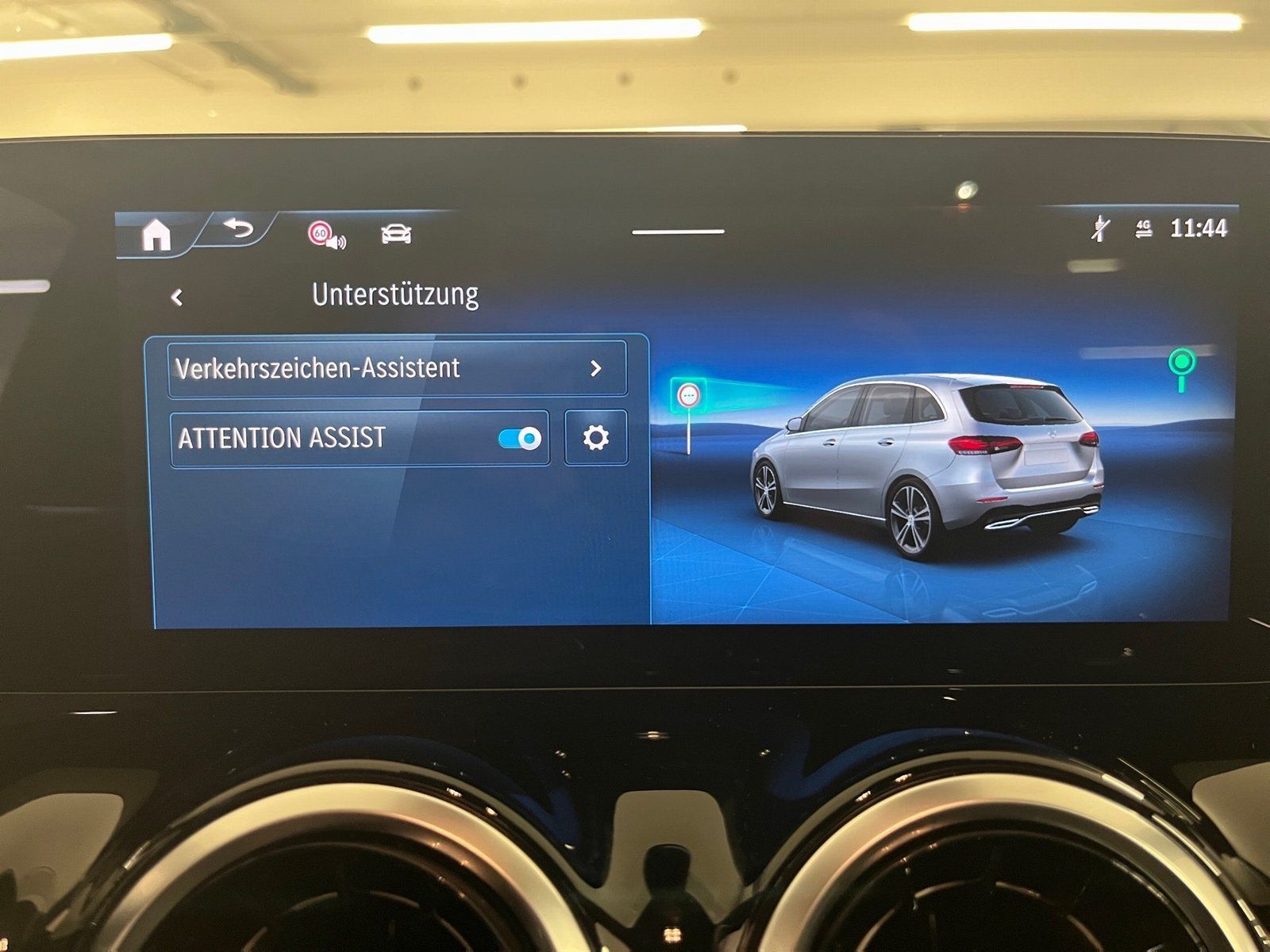 Fahrzeugabbildung Mercedes-Benz B 220 d Progressive Adv.*AHK*Totwink*360*Memory*