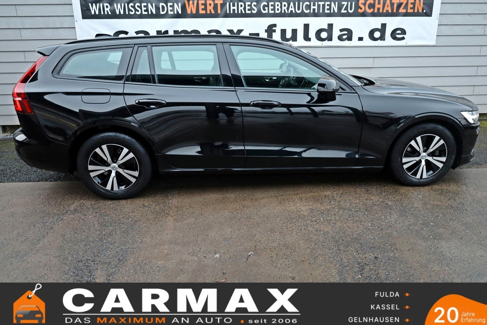 Fahrzeugabbildung Volvo V60 D3, Navi,LED,PDC v.h.,Carplay,ACC