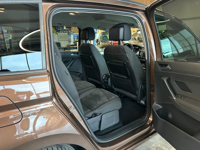 Volkswagen Touran*7-Sitzer*MASSAGE*ACC*AHK*NAV*STHZ*