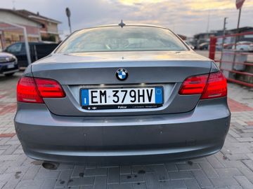 BMW 320 - 5