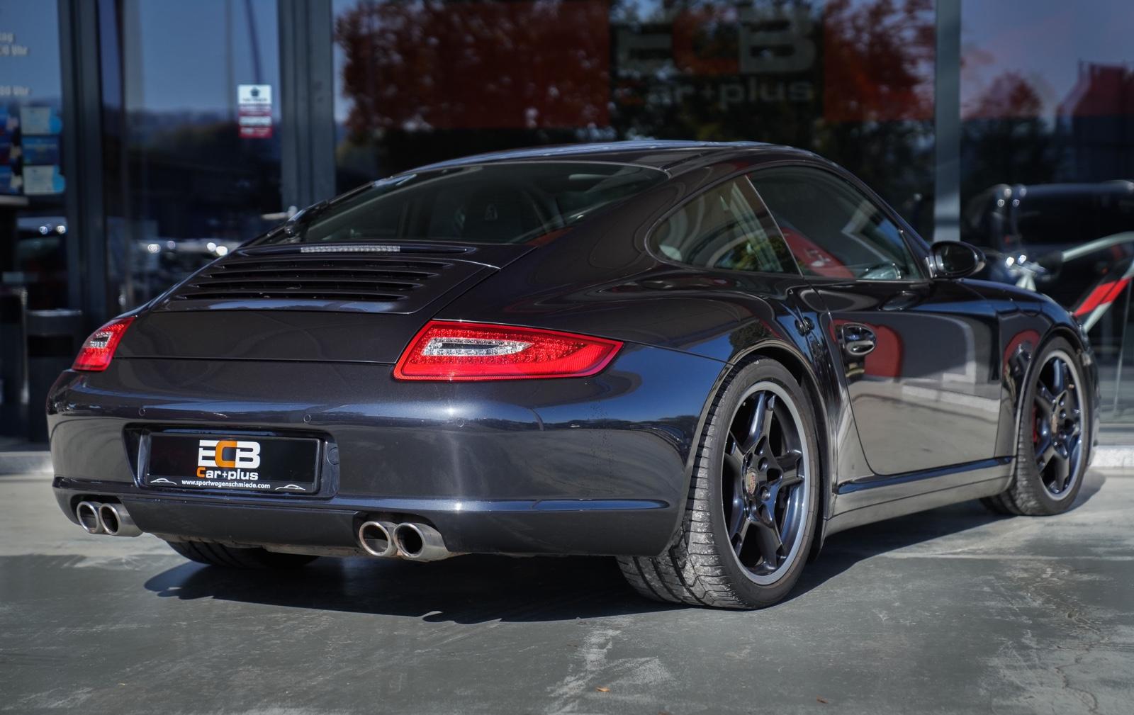 PORSCHE 911 CARRERA 4 S COUPE