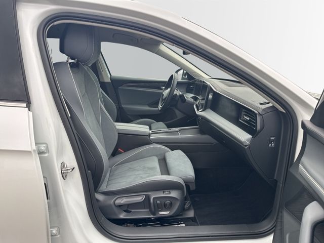 Passat Variant 1.5 eTSI Business LED+NAVI+AHK+RF