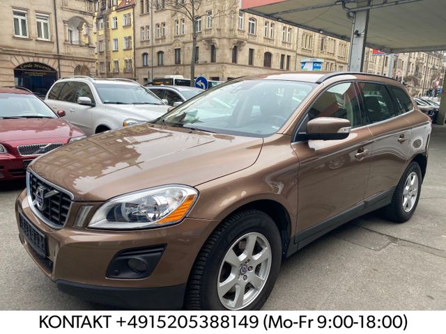 Volvo XC60 D5 AWD Aut. Momentum LEDER PDC