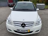 Mercedes-Benz B 180 BlueEFFICIENCY - - gebrauchte Mercedes-Benz B 180 aus dem Jahr 2010