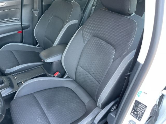 Fahrzeugabbildung Ford Focus 1.5 EcoBlue Cool & Connect AHK, Navi, Sitz