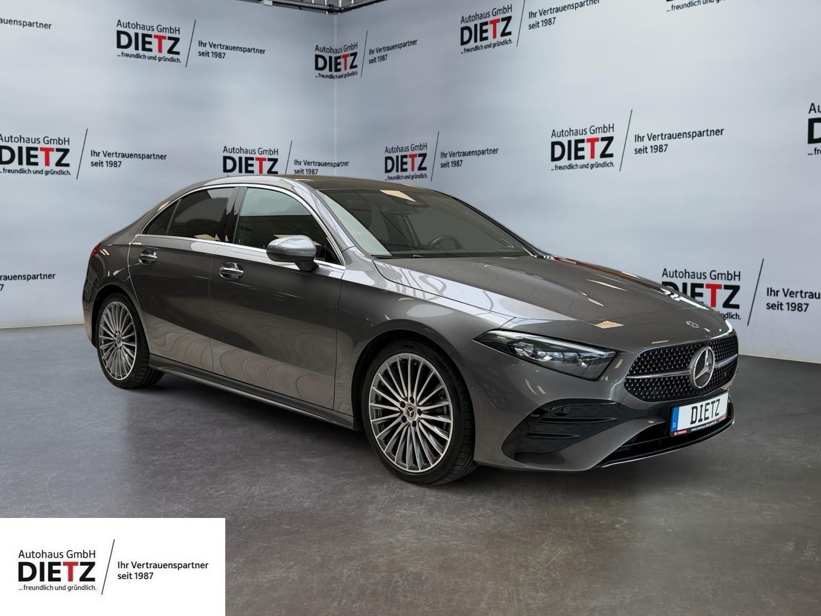 Mercedes-Benz A 220 d AMG*8G*MBEAM*PANO*WIDE*KAM*BURM*SPUR*NAV