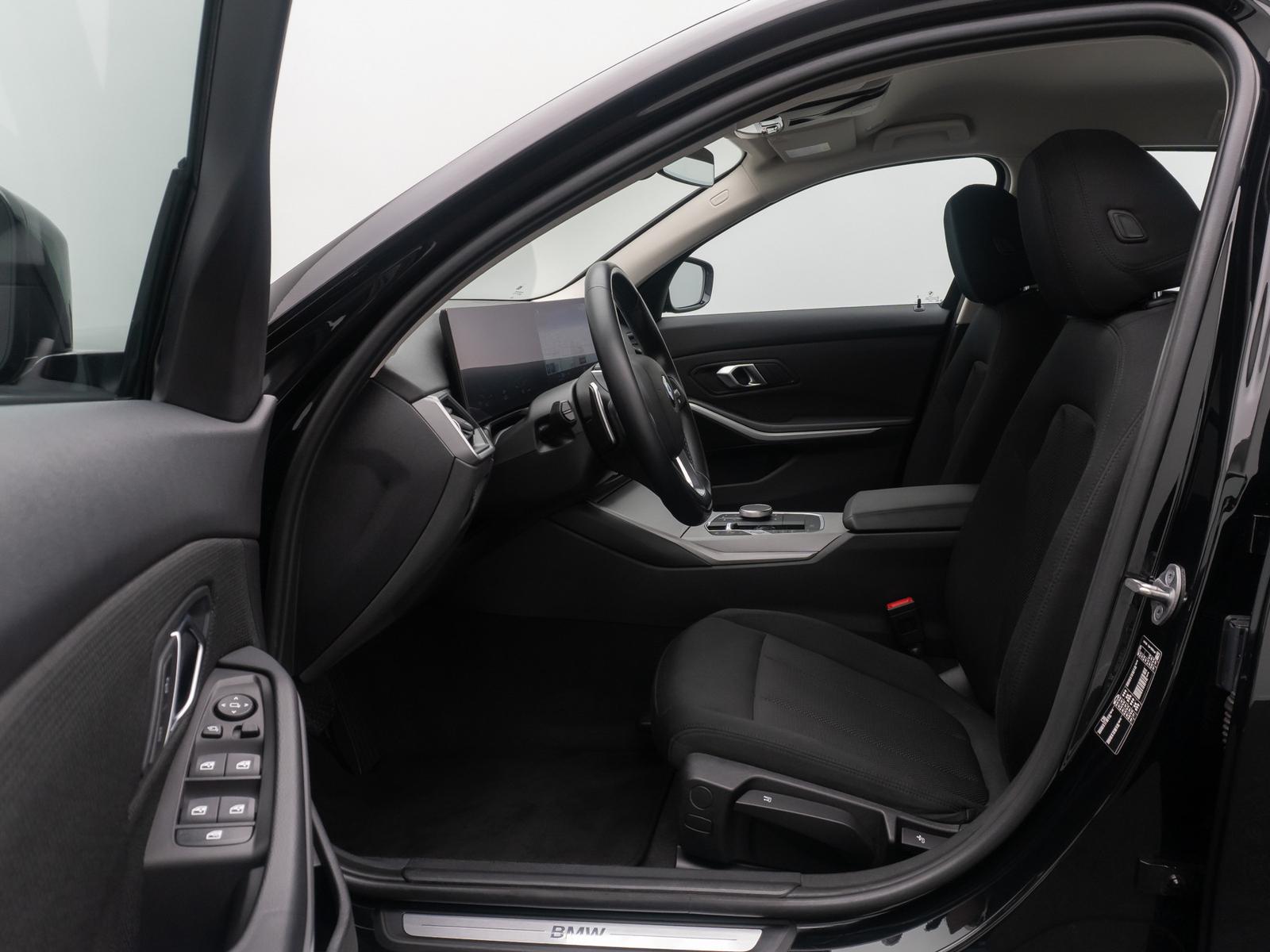 BMW 318i Widscreen DAB GeschwindigReg CockpitPlus