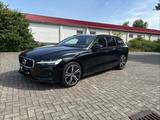 Volvo V60 B5 AWD Geartronic R Design R Design - Volvo V60: Awd R Design