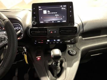 Fotografie 15 des Opel Combo Life 1.2 Turbo Start/Stop Edition