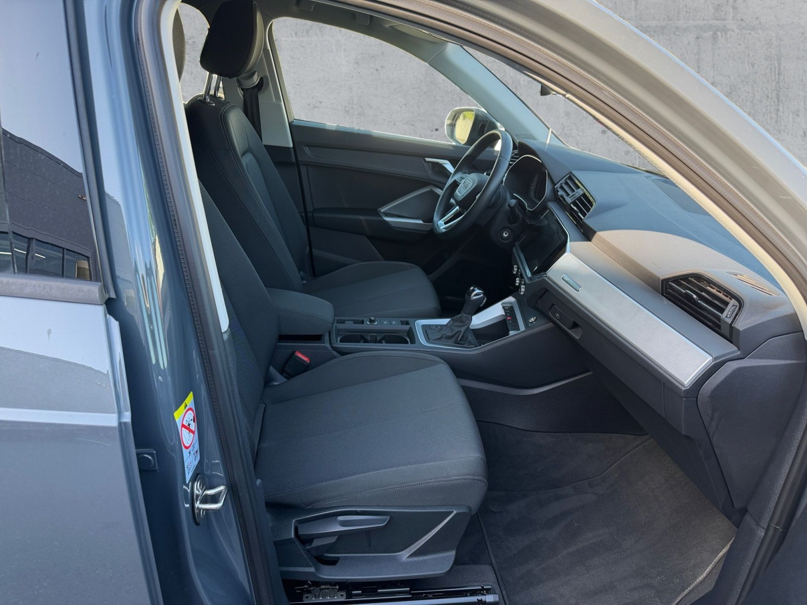 Audi Q3 45 TFSI e S-TRONIC LED+2xPDC+SHZ+LM foto 13