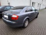 Audi A4 2.0 - - Audi A4 aus 2001: 2.0