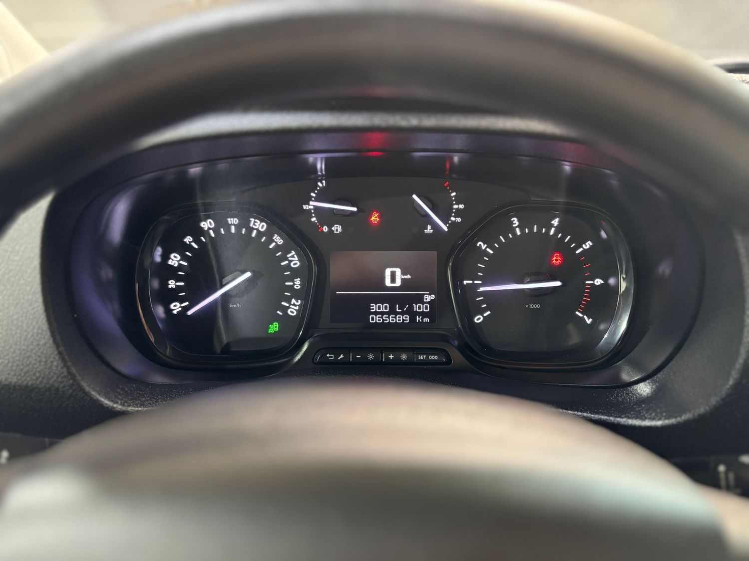 Fahrzeugabbildung Opel Vivaro 2.0 D Edition L3 Sortimo#Kamera#Carplay#K