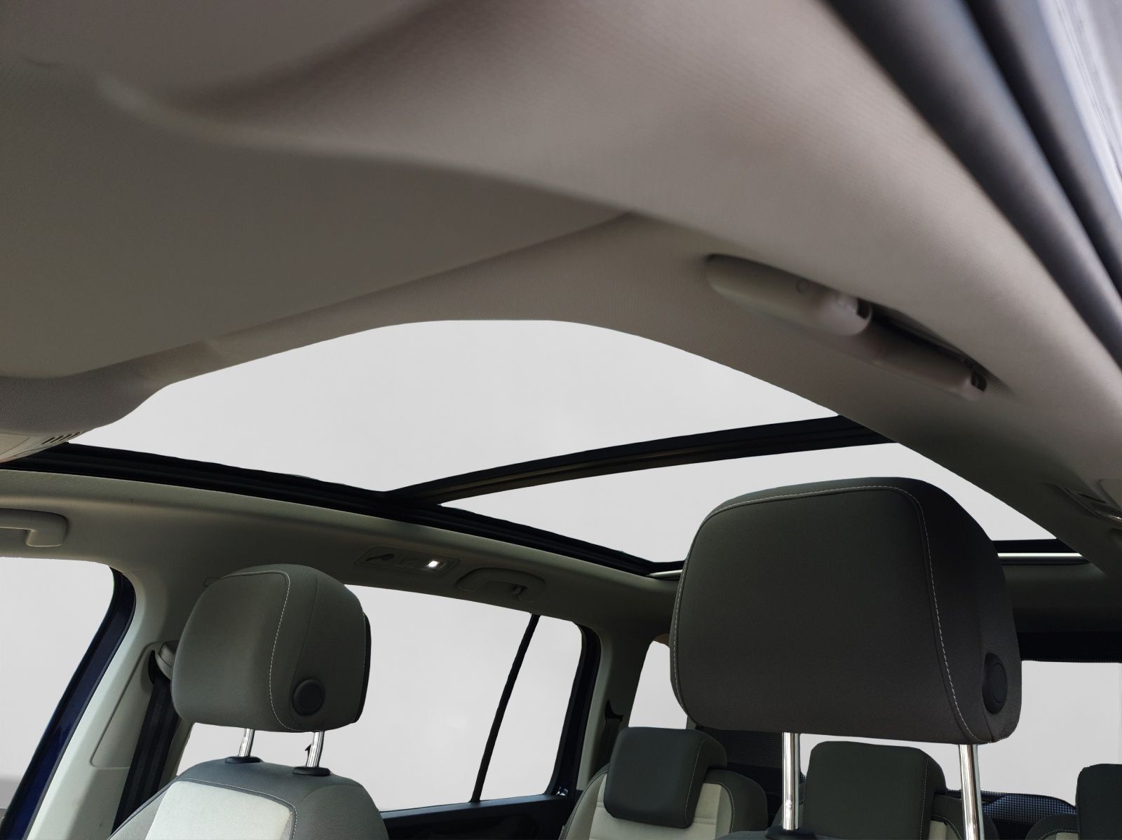 Volkswagen Touran - Bild 18