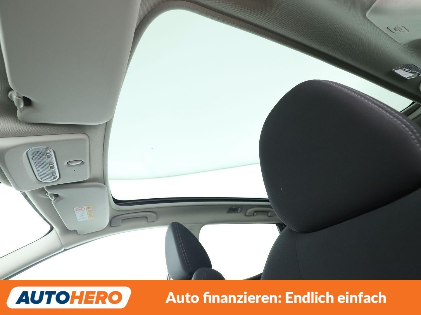 Nissan Qashqai 1.3 DIG-T N-Connecta *NAVI*TEMPO*CAM*PDC