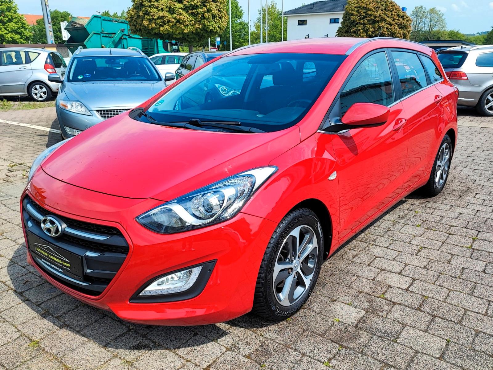 Hyundai i30 CW 1.6 CRDI AHK Insp.+TÜVneu Garantie