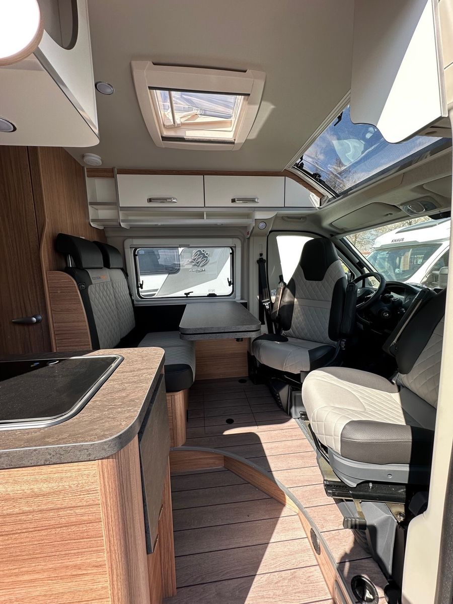 Fahrzeugabbildung Weinsberg CaraBus EDITION FIRE 630 ME Panoramafenster
