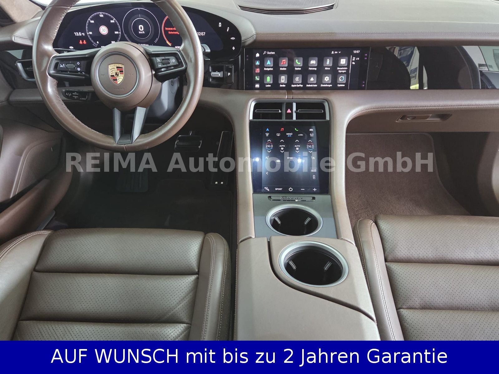 Fahrzeugabbildung Porsche Taycan Turbo 93 KWH, SOH 93,5%, LED