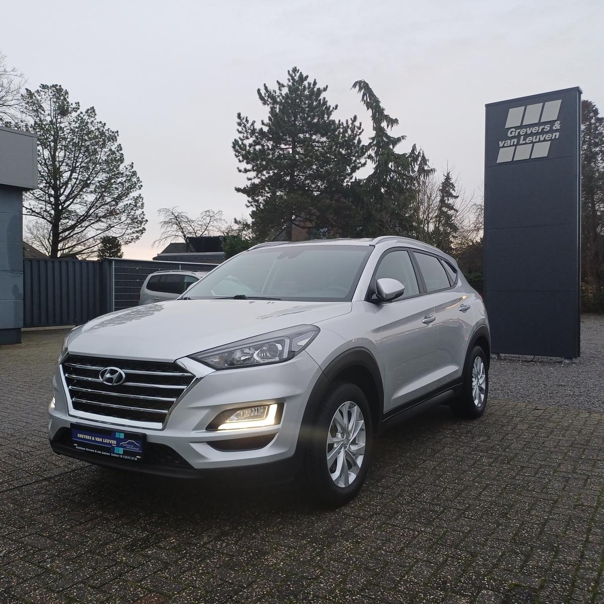 Hyundai Tucson 1.6GDi TREND+ NAVI RFK TEMP SITZH. 17"