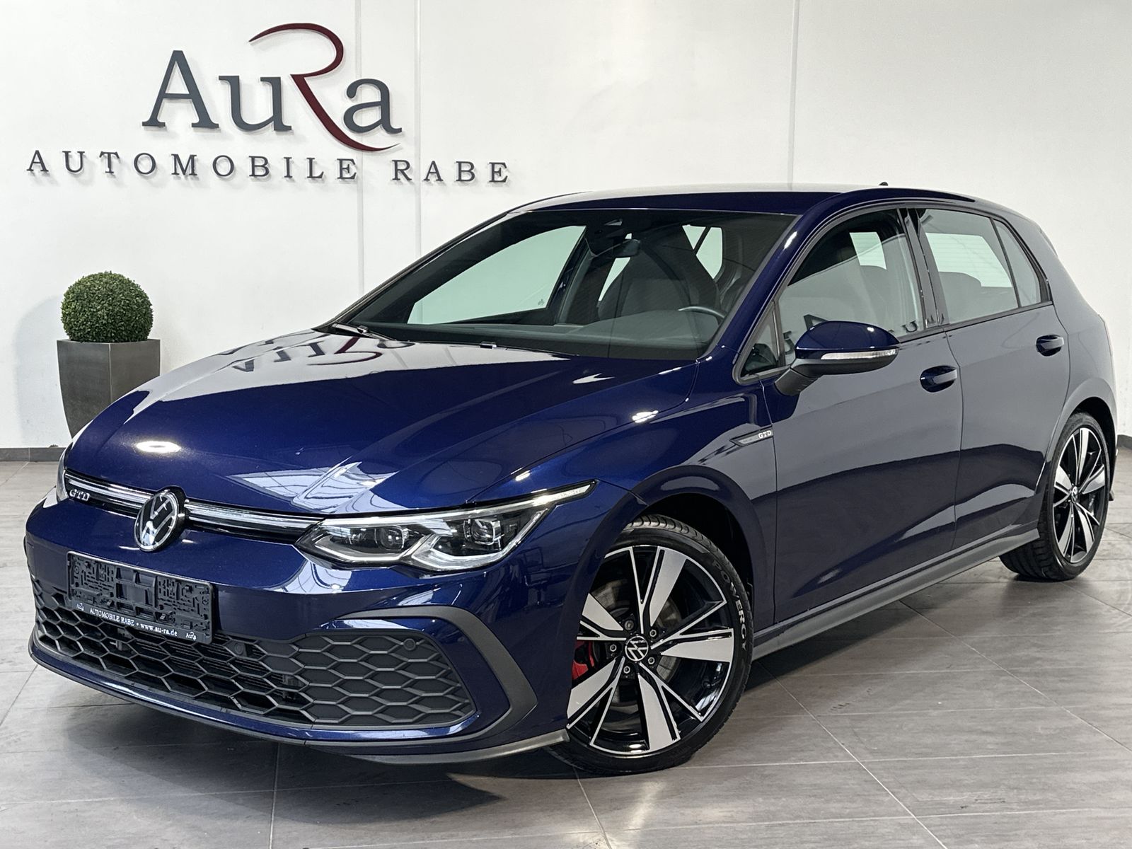 Fahrzeugabbildung Volkswagen Golf GTD NAV+IQ-LIGHT+VCOCKPIT+KAMERA+ACC+18ZOLL