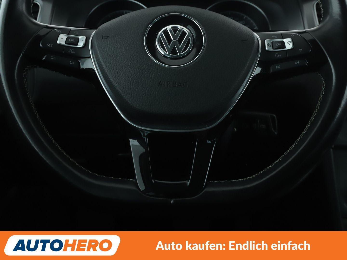 Volkswagen Golf VII 1.4 TSI Lounge BlueMotion Tech Aut.