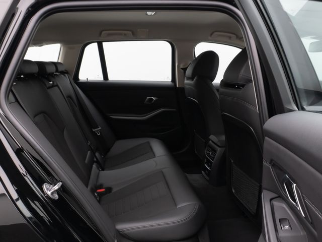 Foto Nummer 27: BMW 320d